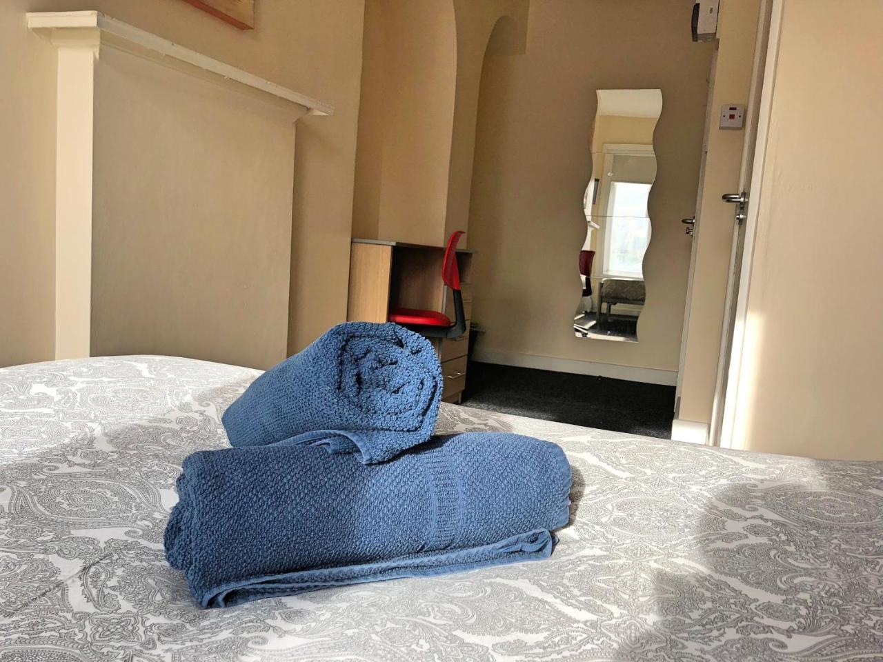 Harley Rooms - Private Double Rooms With Shower เชฟฟิลด์ ภายนอก รูปภาพ